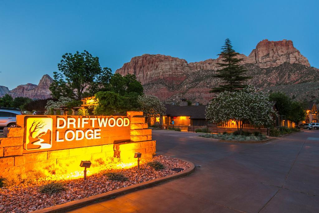 Driftwood Lodge Springdale Exterior photo